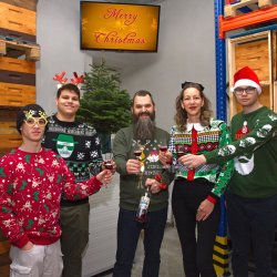 Gruppenfoto Bio-Imkerei Obendorfer Weihnachten 2023